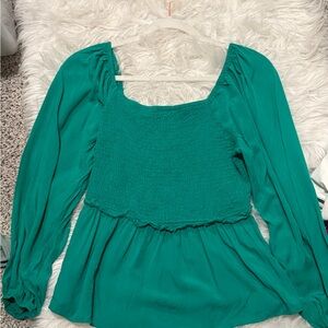 Women's Green Long Sleeve Top